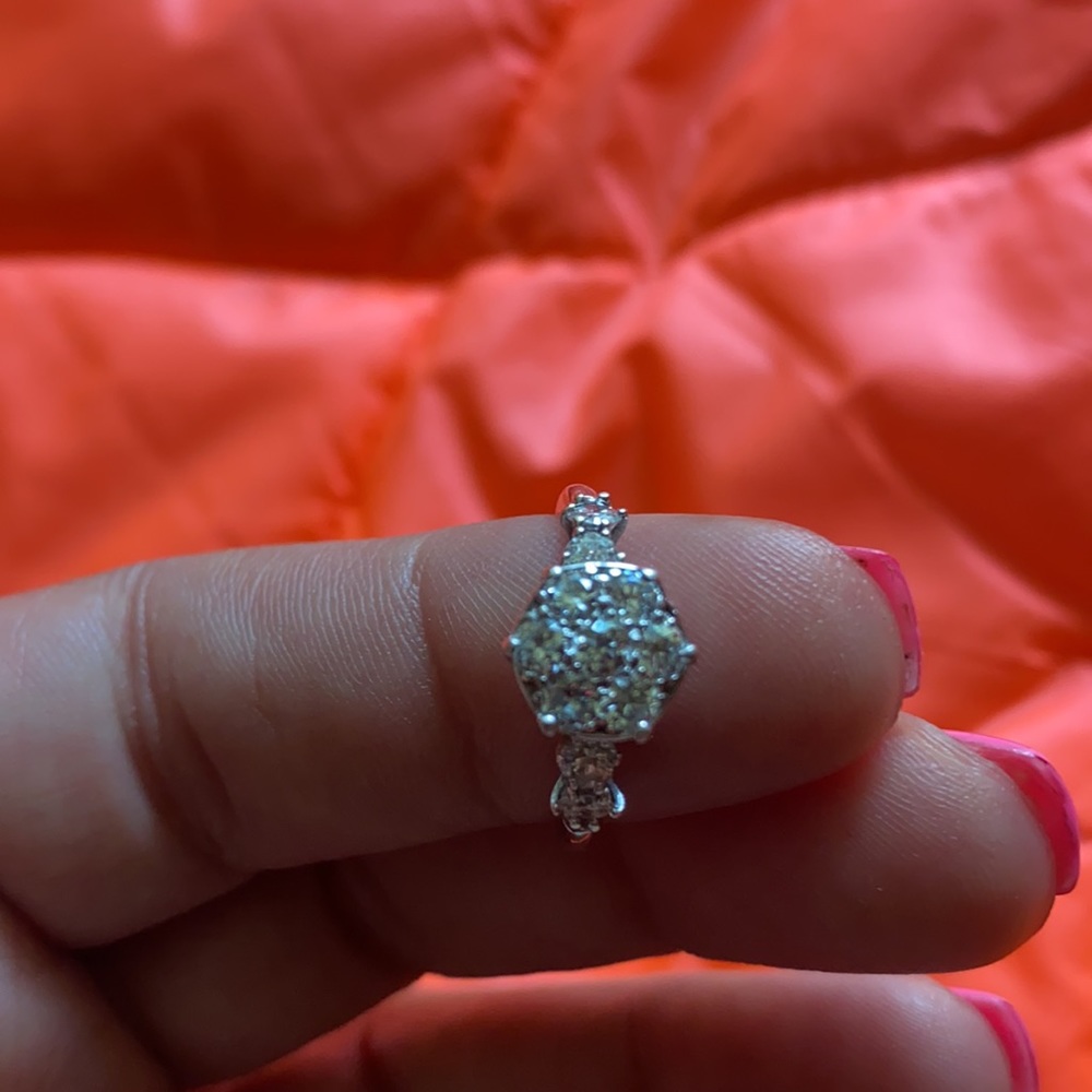 14k Solid Gold Diamond Ring - image 2